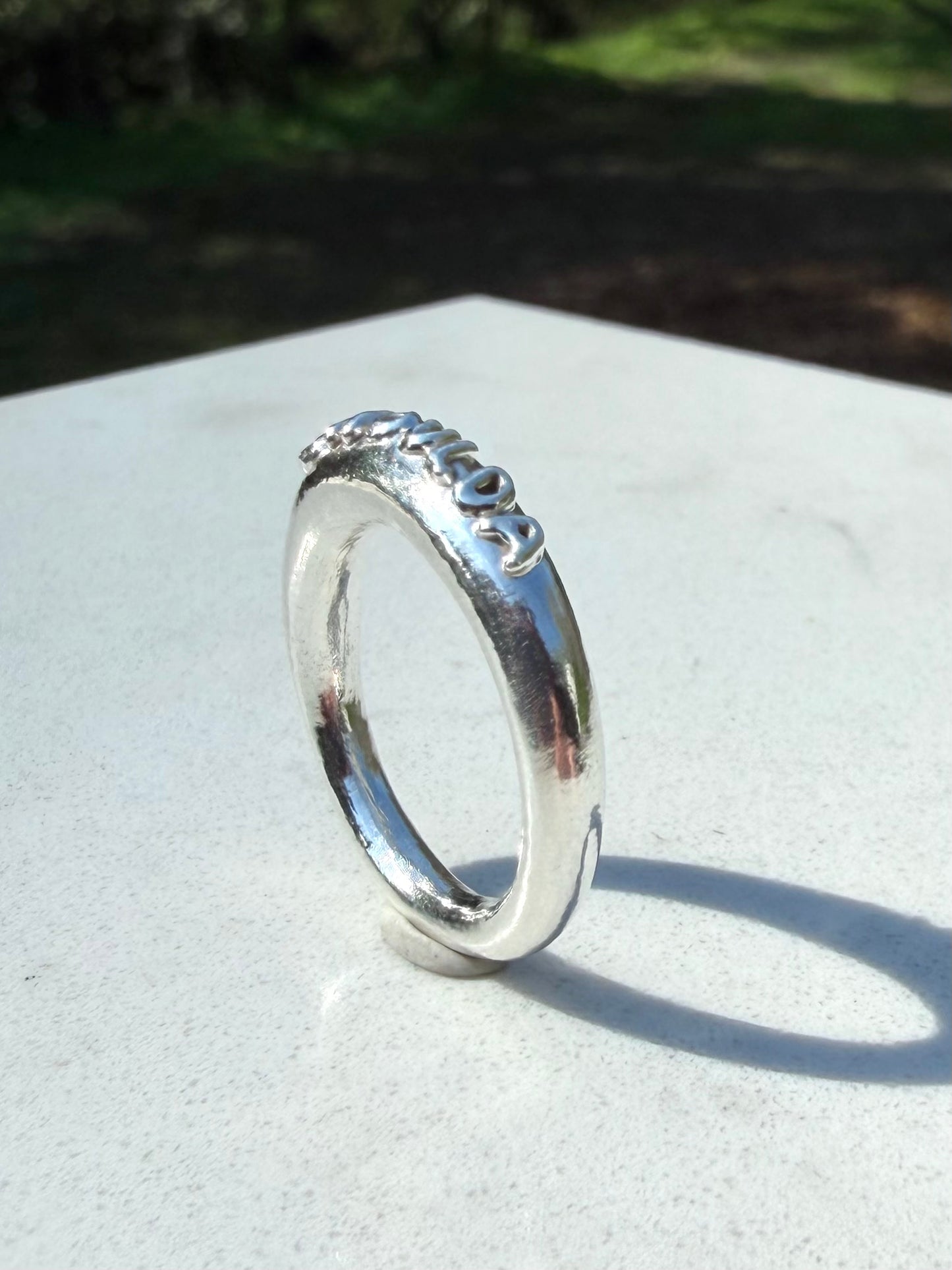 Shoulda ring