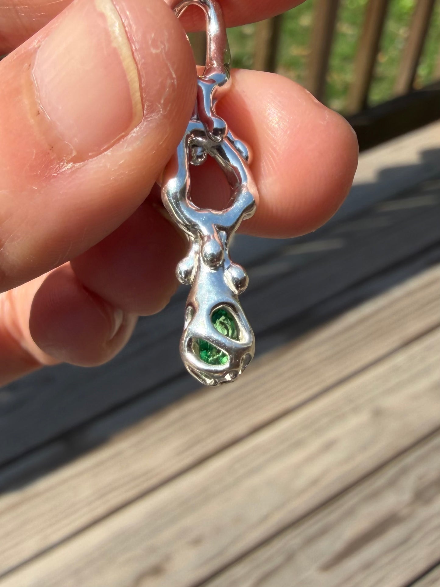 Captured gems earrings