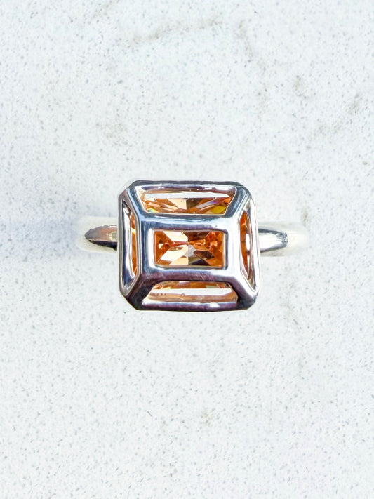 Encapsulated Gem Ring (Peach)