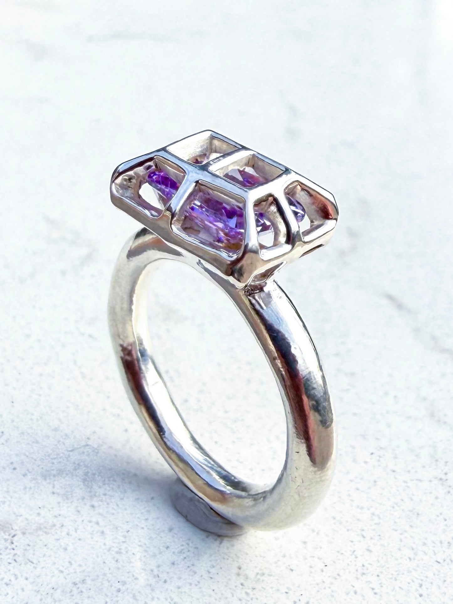 Encapsulated Gem Ring (Violet)