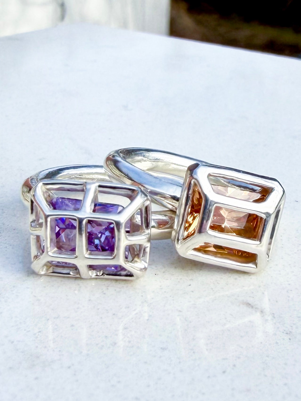 Encapsulated Gem Ring (Violet)